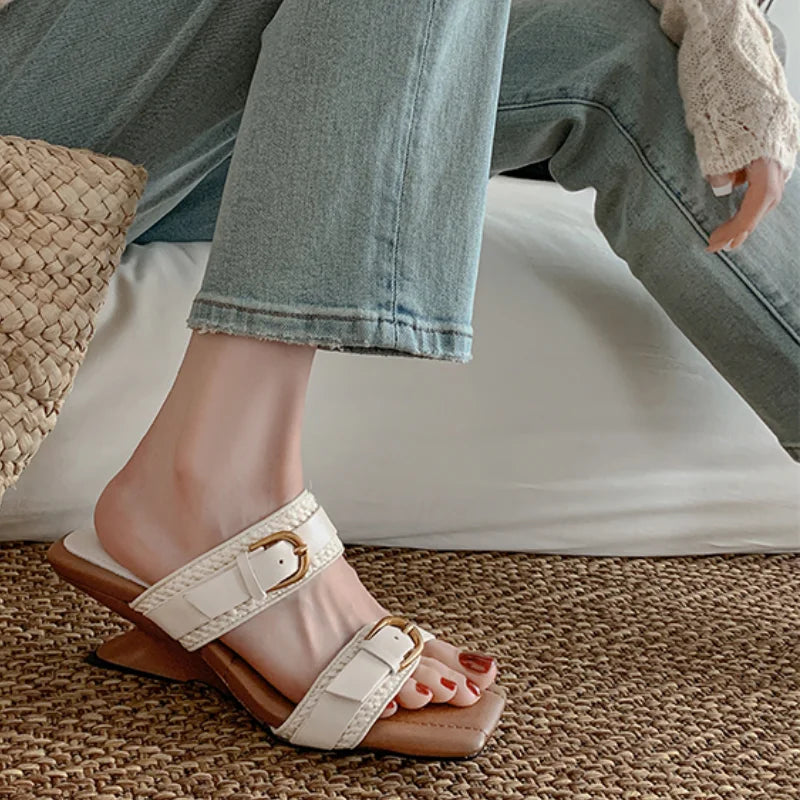 סנדלי עקב אלגנטיים- CRUZ